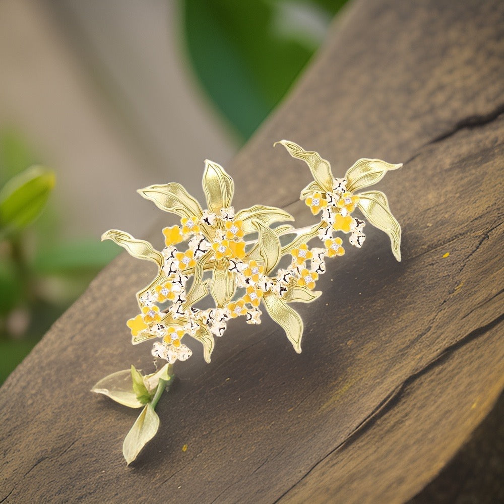 Blossom Laurel Brooch