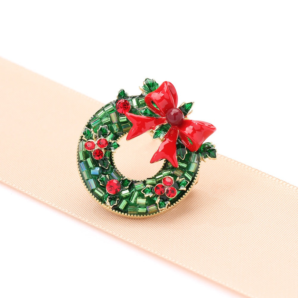 Holiday Cheer Wreath Brooch