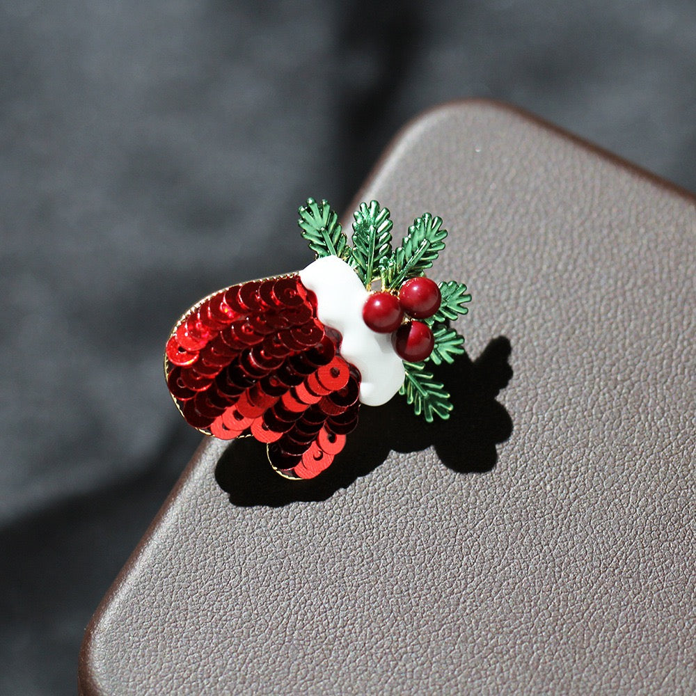 Merry Berry Stocking Brooch