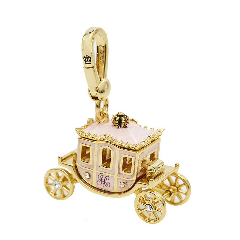 'Princess's Coach' Retro Aesthetic Charm