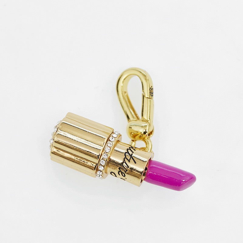 'Just One More Lipstick' Retro Aesthetic Charm