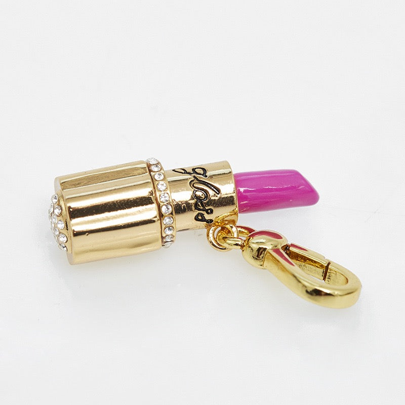 'Just One More Lipstick' Retro Aesthetic Charm