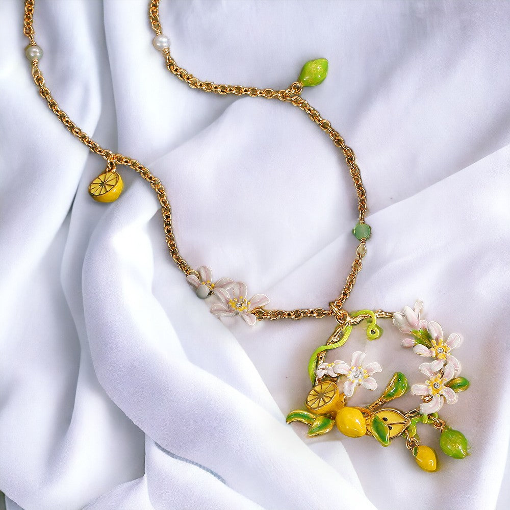 Vanilla Fresh Lemon Garland Clavicle Necklace